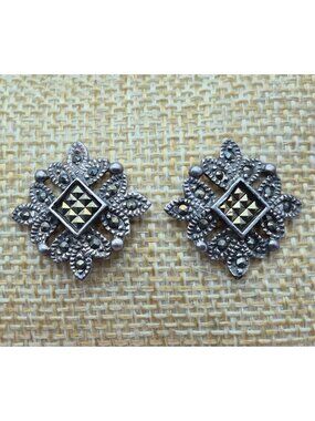 Cute 925 & Marcasite Silver Pierced Stud Earrings Whimsigoth Witchy Classic